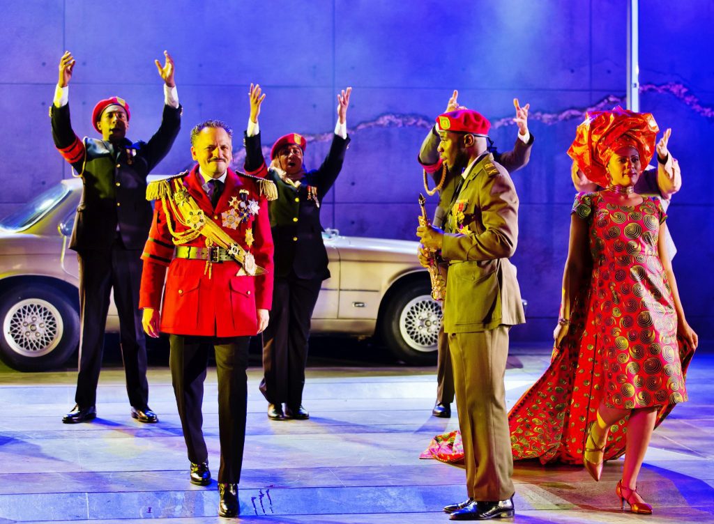 Macbeth & Lady Macbeth’s played with an unmistably chic third world aristocratic air by Jesse Perez and Nikkole Salter are triumphantly greeted by the palace guard in a coronation of power.